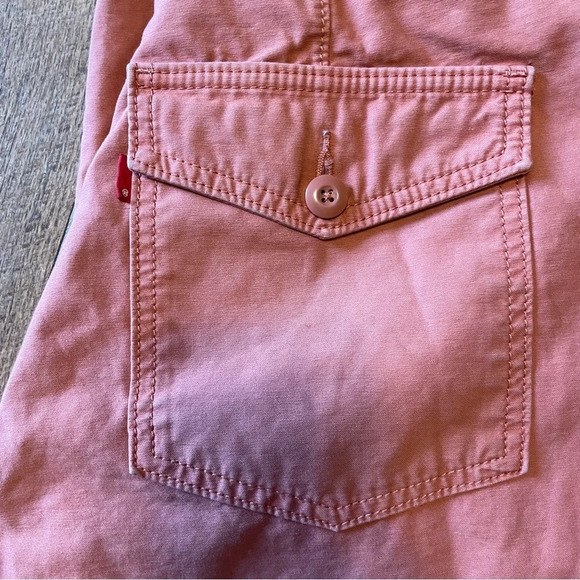 Levi’s Ribcage Straight Salmon Colored High Rise Utility Workwear Pants. F - Picture 3 of 4